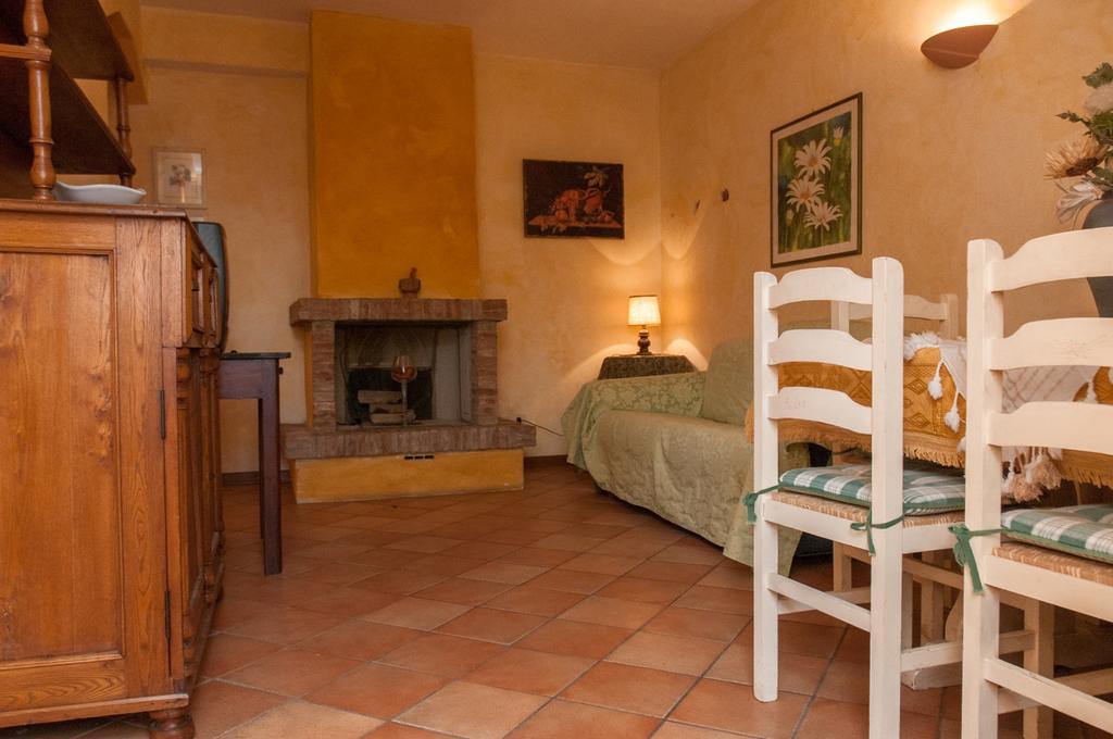 Apartmán Residenza Il Palazzo Castiglione del Lago Pokoj fotografie